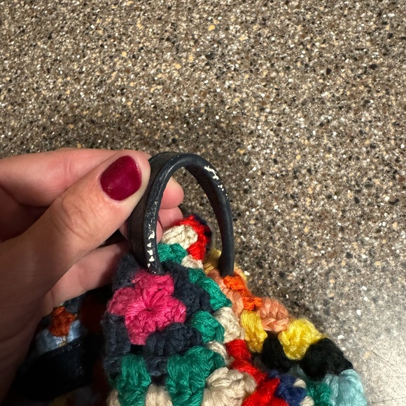 La Milanesa Women's Latch Closure Leather Trim Crochet Top Handle Handbag Flaws - Picture 8 of 14